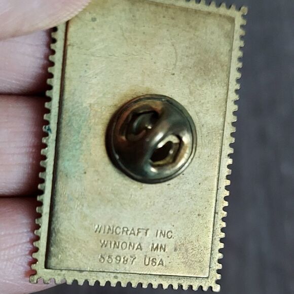 Chicago Bulls 1998 NBA Championship Stamp Pin - Picture 3 of 6